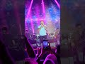 معاك قلبي من حفلات عمرو دياب