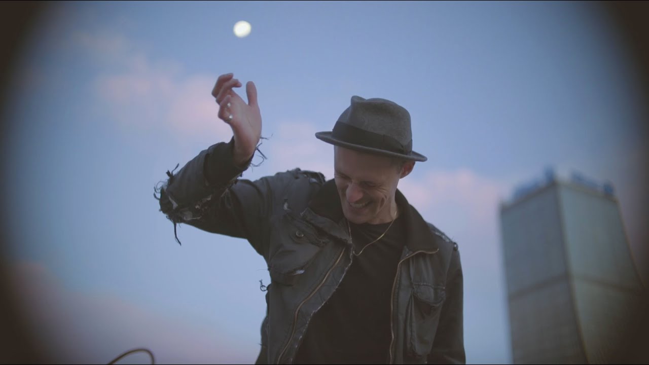 MILLIARDEN - Milliardär | Official Video