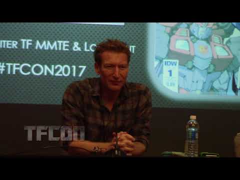 James Roberts Changed Rodimus' Story but Forgets Original Details (Transformers Dark Cybertron)