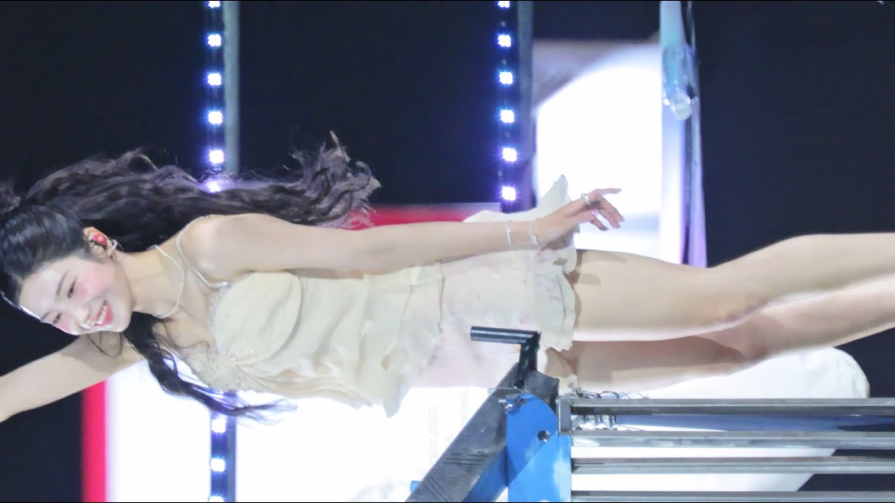 250704 권은비(KWON EUNBI) Beautiful Night 직캠/fancam @ 대구치맥페스티벌 by hoyasama