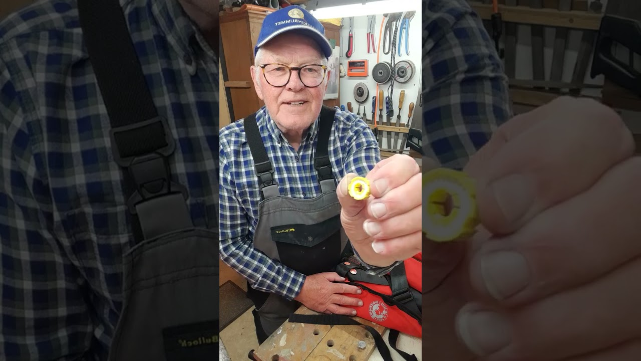 14) Eftersyn af redningsvest