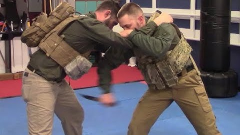 Knife Fighting Techniques