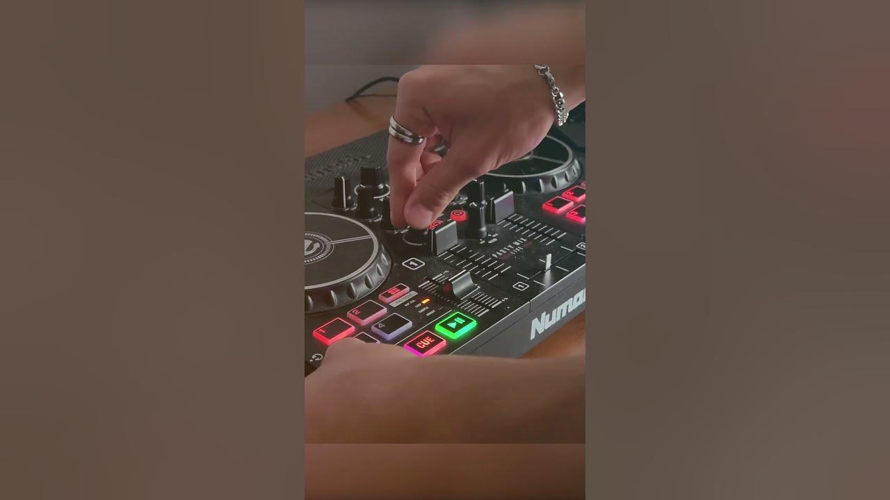 One More Time X Losing It - James Hype Remake on Numark Party Mix One More Time X Losing It - James Hype Remake on Numark Party Mix
