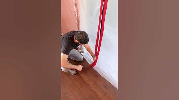 DIY Tips Guru @HomeRepairTutor Showing ZipWall® Heavy-Duty Zipper Installation​
