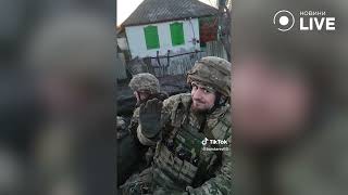 🔥🔥🔥Фронтовые дороги на Донбассе: пехота на танках едет на свои позиции / война, ВСУ | Новини.LIVE