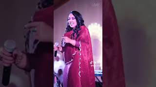 شاهد بالفيديو.. الفنانة هدى عربي تشعل مواقع التواصل بوصلة رقصة مثيرة على أنغام (أم العريس جينا)