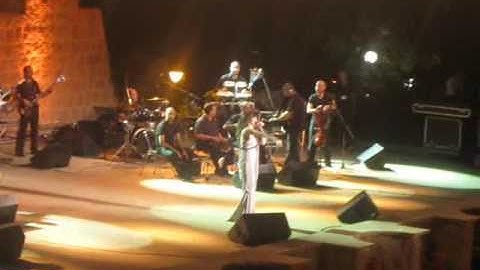 nancy ajram - zouk mikael festival