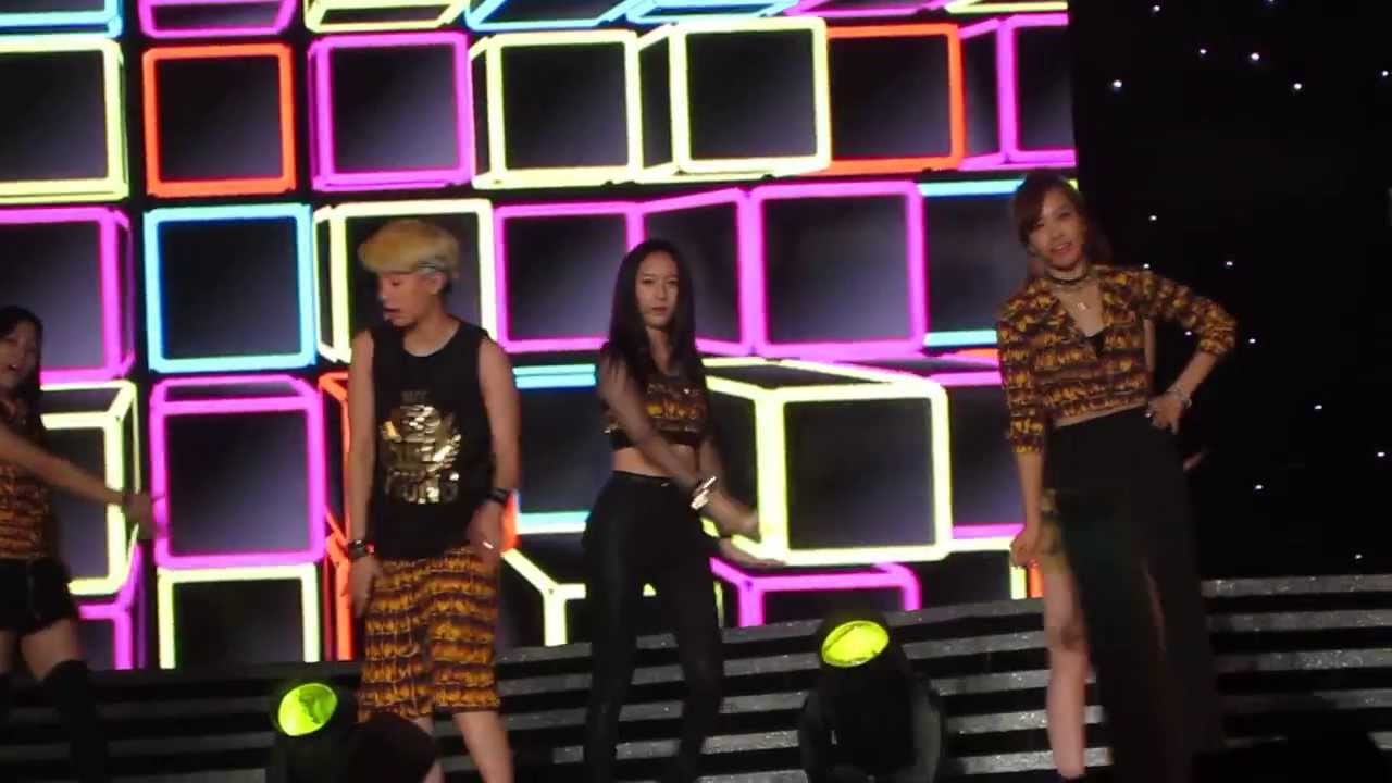 [FANCAM HD] 130825 f(x) Electric Shock, Rum Pum Pum@ M! Countdown What's Up LA KCON 2013