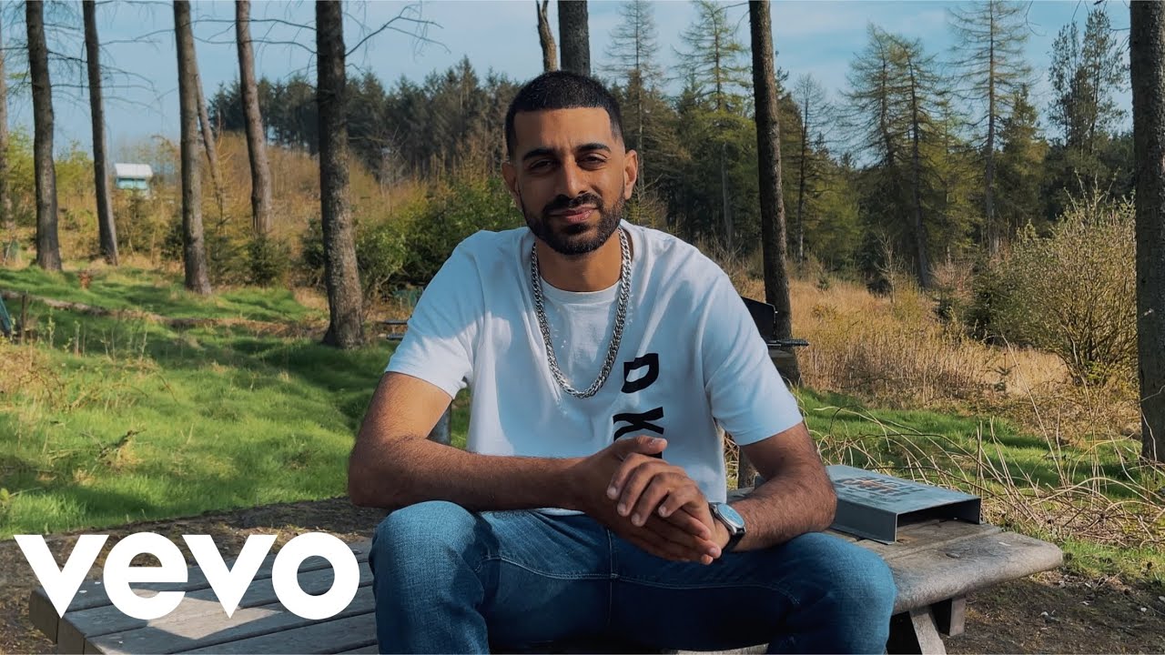 Guarda D4NNY - GOAT (Official Music Video) su YouTube Guarda D4NNY - GOAT (Official Music Video) su YouTube