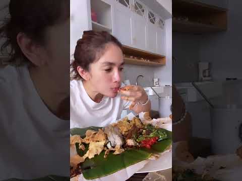 Ussy Sulistiawaty (@ussypratama) archived Instagram Stories compilation from July 25, 2026