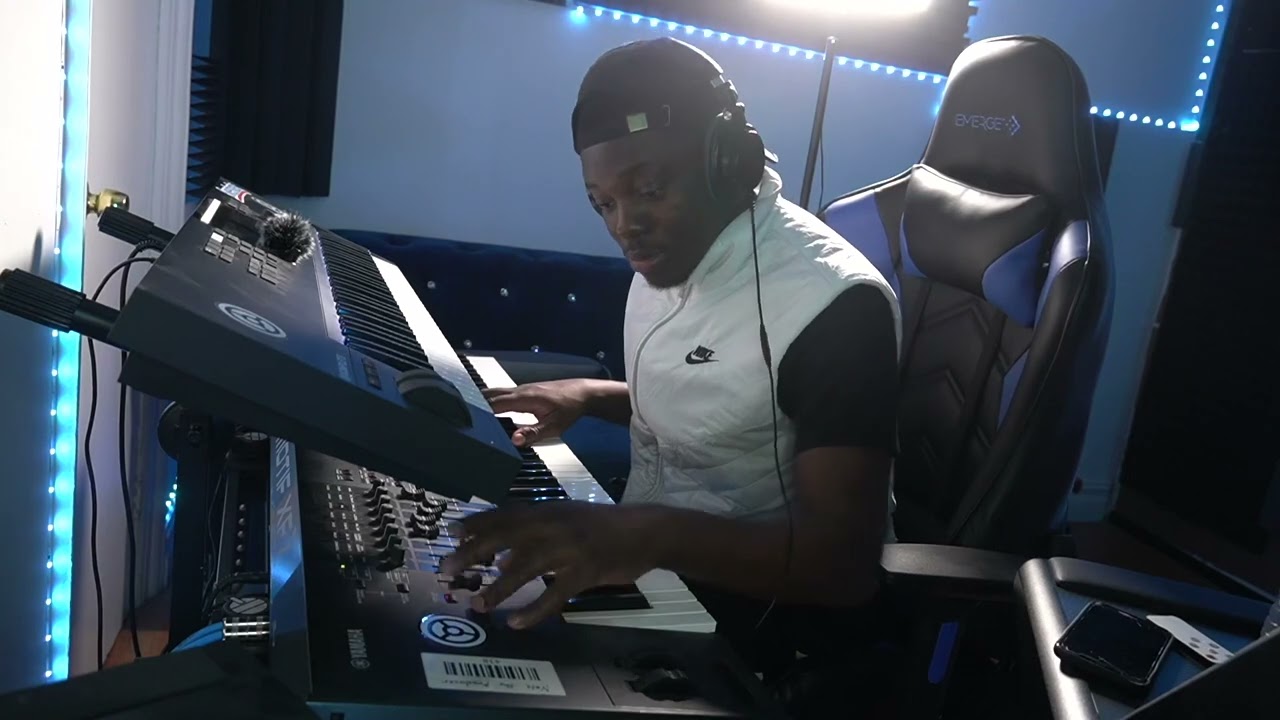 Organ Library on Yamaha motif xf7 - YouTube