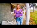 Nasty Daughter Gets Into Bizarre Fight with Her Mom & Beats Her Ass Until Cops Brutally Step In
