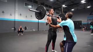 Bodybuilder tries CROSSFIT !! Challenge of the day.