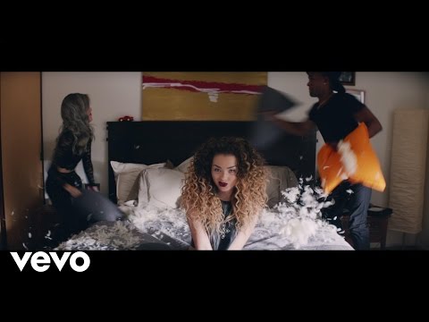 Ella Eyre