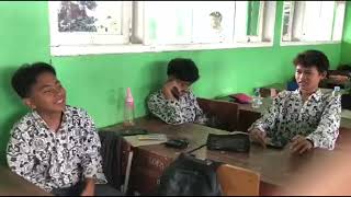 ngawangkong jeng babaturan sareng guru