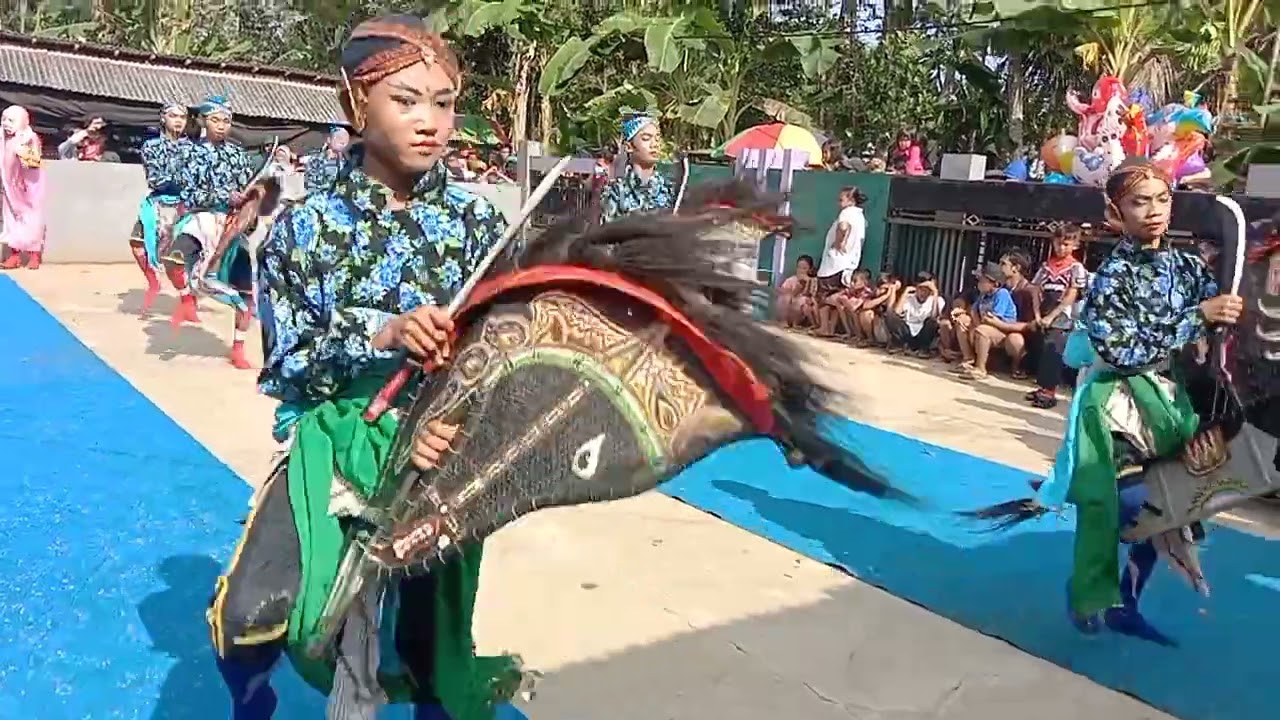 BABAK KE DUA -TARI KREASI!!! TURONGGO MUDO JATI KRUMPUT