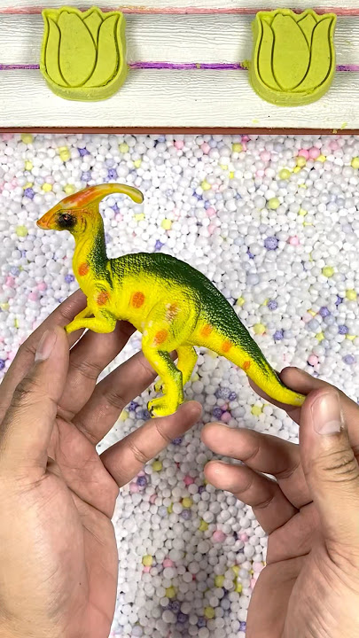 Berburu mainan dinosaurus #shorts #mainananak #mobilmobilan #mainan