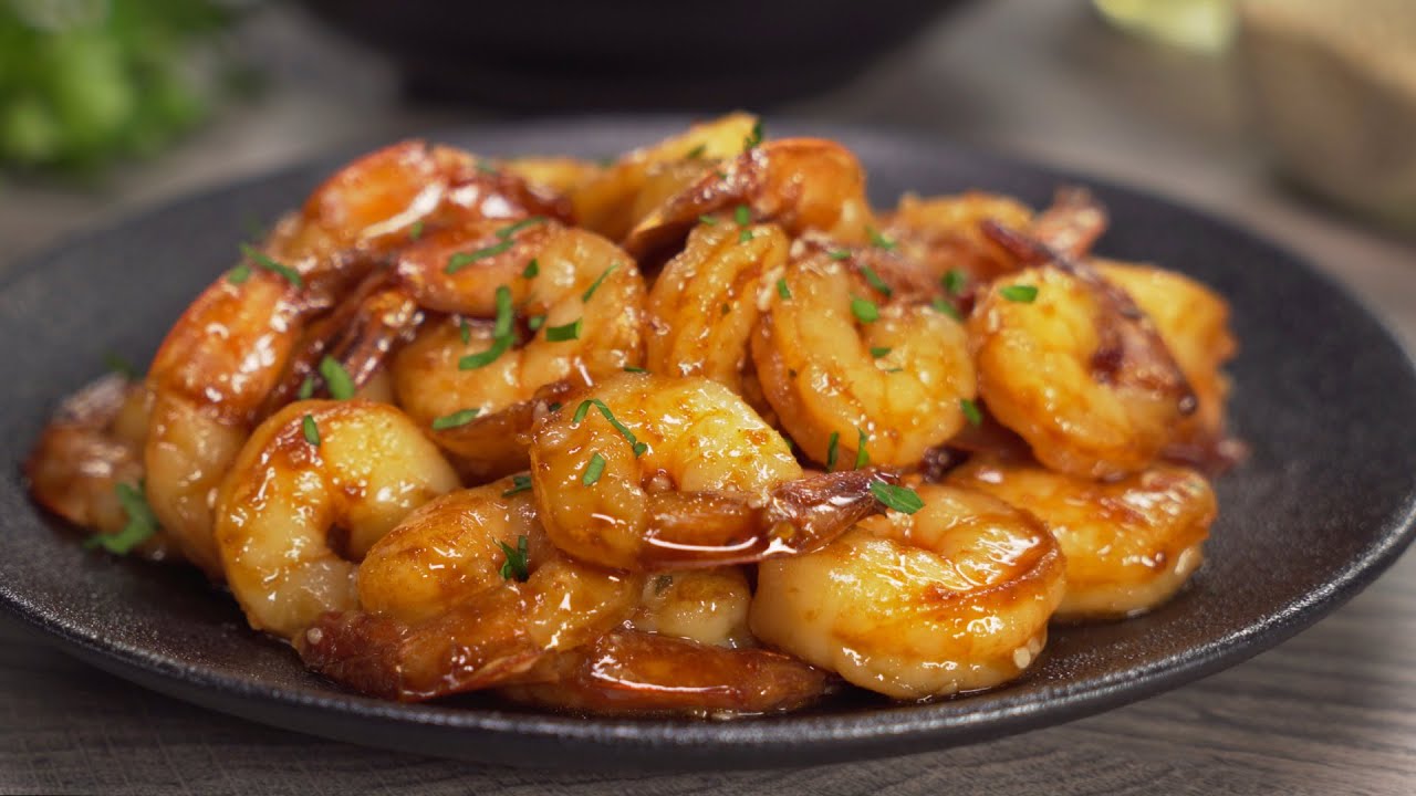 ⁣15-min SHRIMP Recipe | Shrimps In Spicy Garlic Sauce / Prawns STARTER. Recipe by Always Yummy!