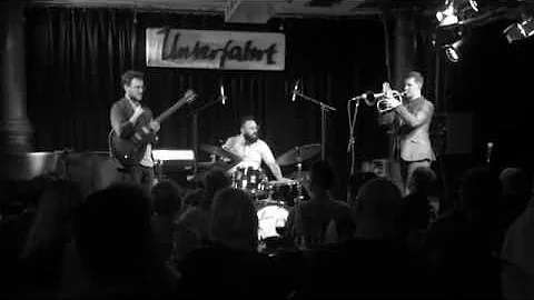 John Raymond & Real Feels - The Low Places (Jon Ho...