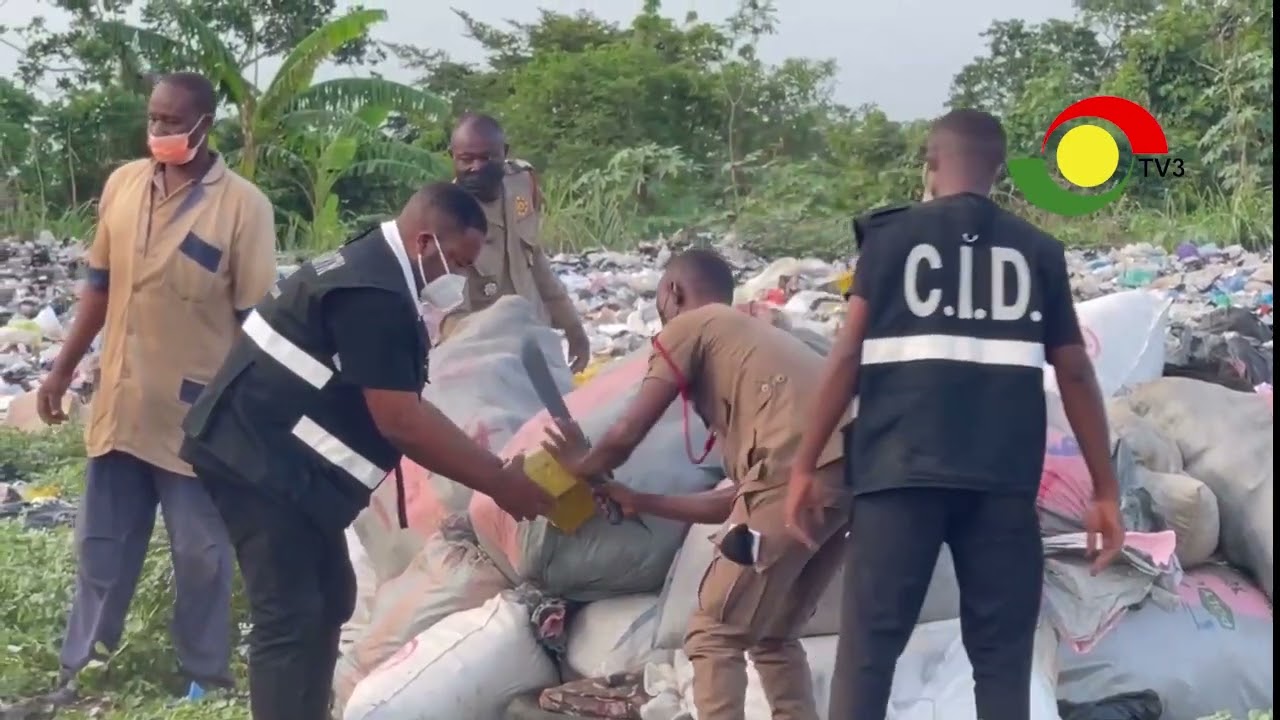 Полиция Ганы уничтожила 61 мешок каннабиса в Хохо по решению суда