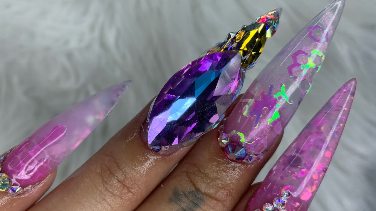Watch me do my nails | Pink lavender Honey bee acrylic nails