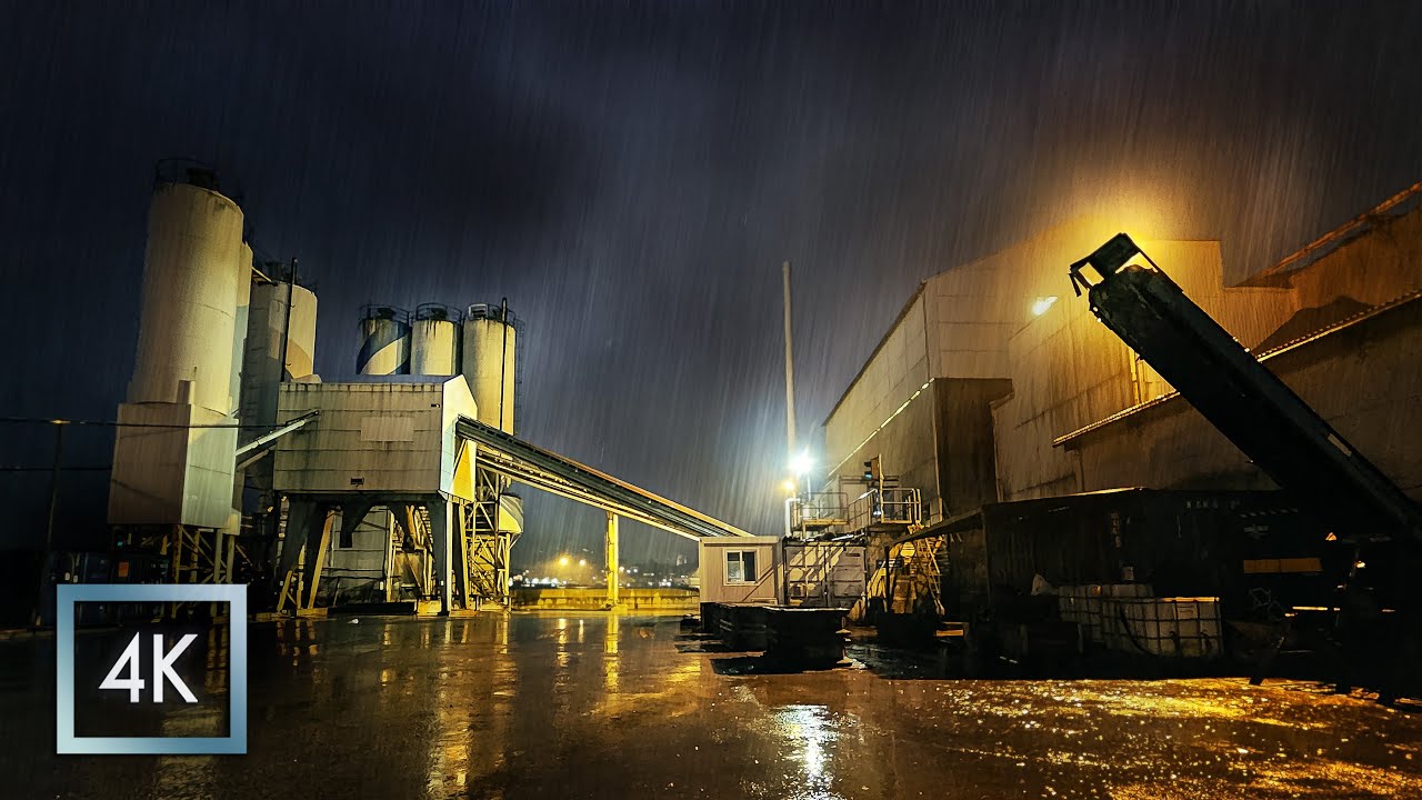 Rainy Night at Bergen Docks | 4K Atmospheric Walk | Binaural Audio for ...