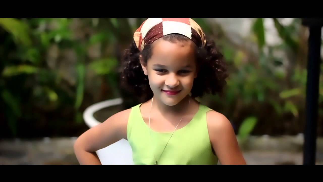 Nestelia feat. M. Koné - Cocorico