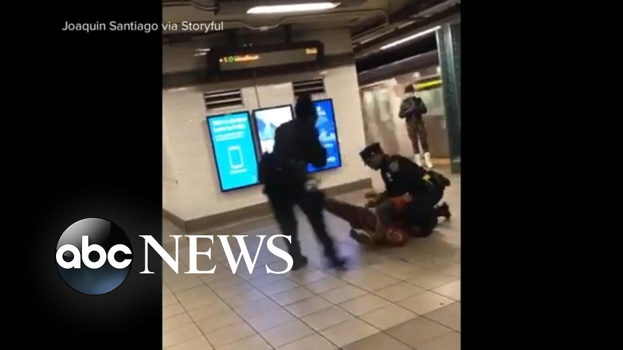 Nypd Officer Attacked Inside Subway Station Youtube