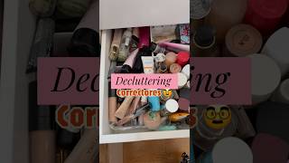 Limpiando mi tocador 🫣 Correctores 🥸 #declutter #makeup #maquillaje #limpieza #corrector #tocador