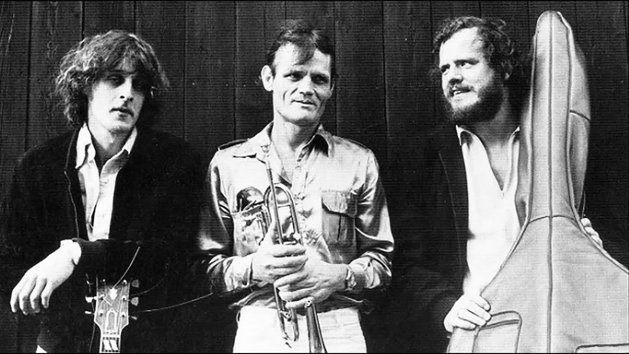 Chet Baker – Gnid (1979). - YouTube