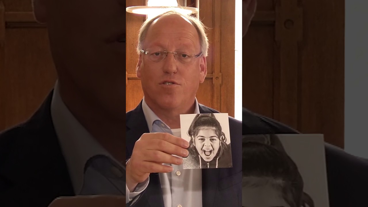 Alle Kinder haben Rechte - Videobeitrag von Pit Clausen (Oberbürgermeister von Bielefeld)