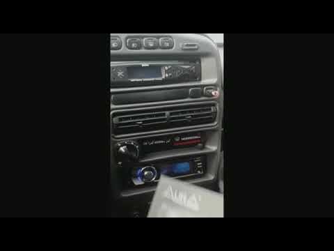 Установка магнитолы Aura amh 77DSP
