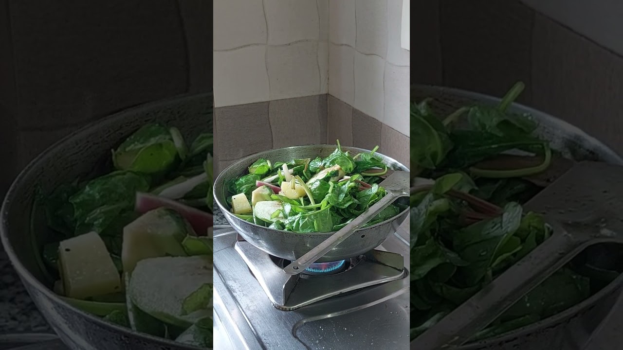 সাবিত্রীর রান্নাঘর:  আজকের রেসিপি খিচুড়ি।