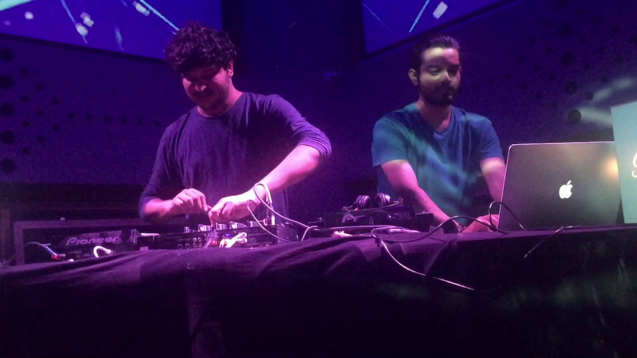 Knique and Jeza- Blue Frog Bangalore