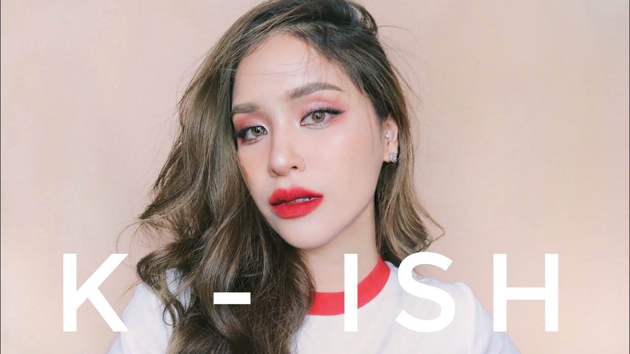 แต่งหน้าสายเกา หน้าขาว ปากแดง  | mossster