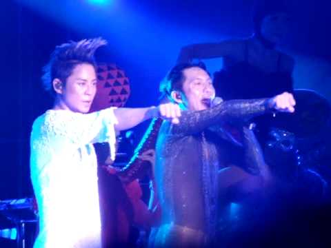 草蜢忘我演唱會 - Grasshopper Right Now In Concert 2010 @Taj Mahal, Atlantic City - February 7, 2010(1 am) - Part 28
