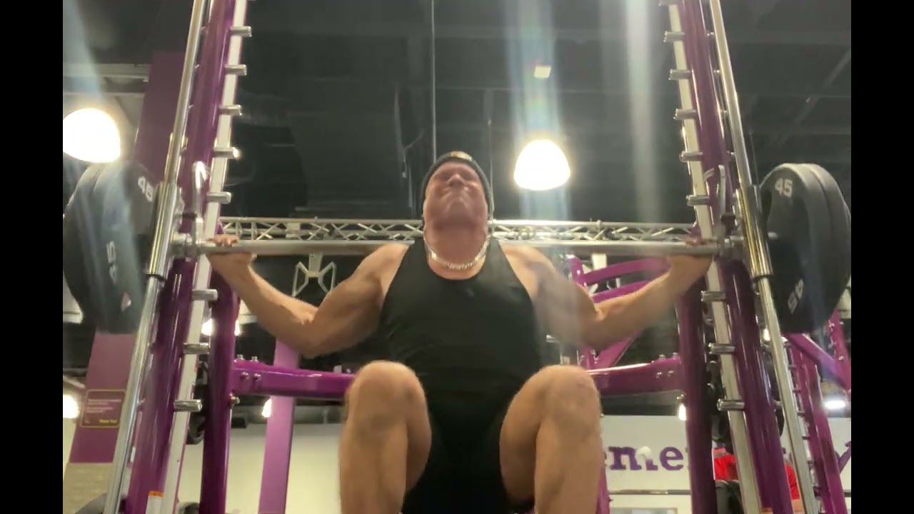 2.5 PLATES 6x3 ATG PAUSE SMITH MACHINE SQUATS 