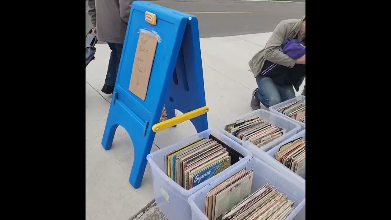 FCBD at Treehouse Collectables + $1 Bins