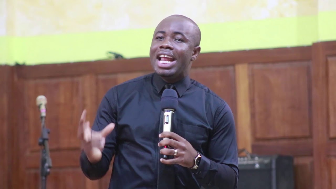 LE COMBAT DE SANG AVEC LE PASTEUR ELISEE BUKASA SERMON DU 12 DECEMBRE 2019 A LA NCD