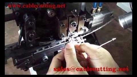 Semi auto side feed stripping and crimping machine wpm-2008a2