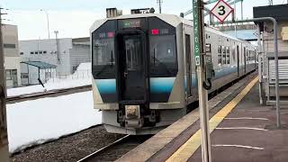 JR東日本GV-E400形2両 五能線普通弘前行発車 五所川原駅