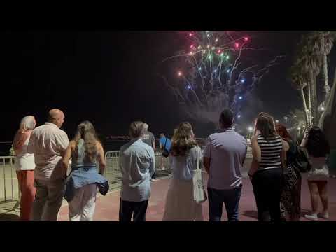 La lluvia chafa la celebración de San Juan