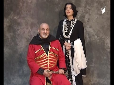 ჩვენი ეზო - თბილისური ფოტოგრაფია