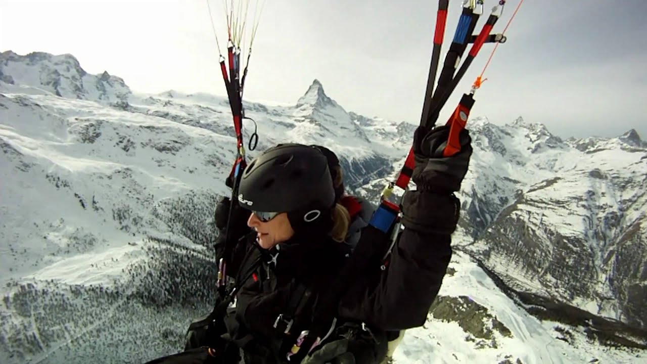 Zermatt  Paragliding  Cathy