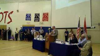 20090806 carnahan townhall 02