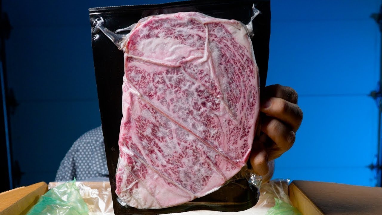 Trying Crowd Cow’s Famous A5 Wagyu Steak!