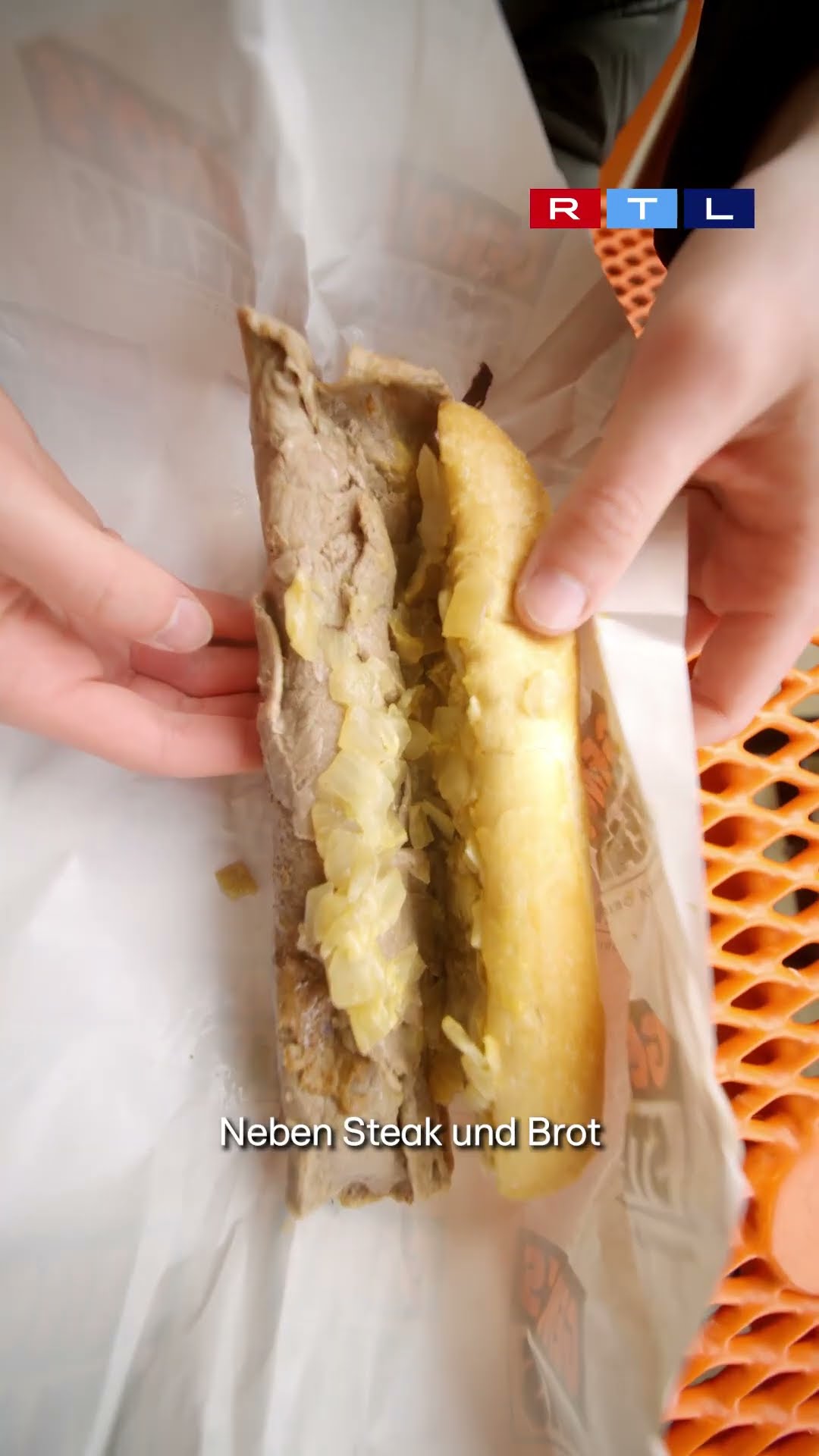 So schmeckt das legendäre Philly Cheesesteak Sandwich