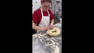 Twisting up a Zulu King Cake with Emma! 💜💚💛