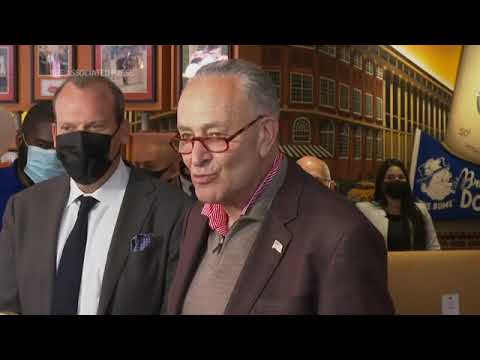 Schumer, patrons cheer on Junior's reopening