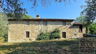 V5828 4 Bedroom Tuscan Stone Farmhouse with Heated Pool, Annex & Olives
